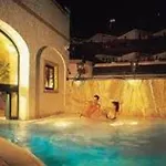 Отель Neuhaus Zillertal Майрхофен