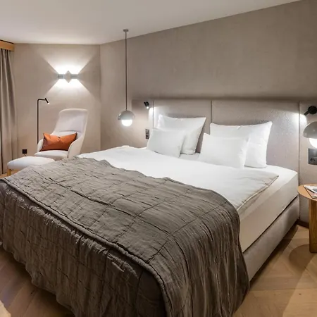 Neuhaus Zillertal Szálloda 4*