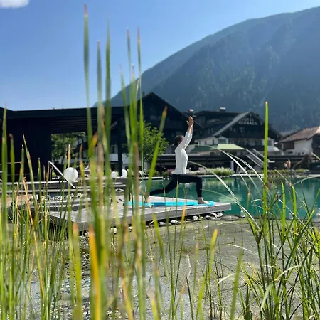 Neuhaus Zillertal Hotel 4*