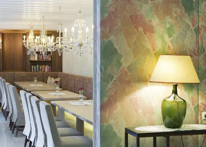 Otel Neuhaus Zillertal 4*
