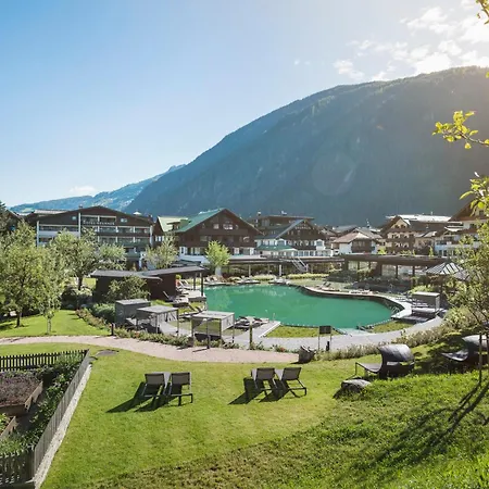 Neuhaus Zillertal 4*
